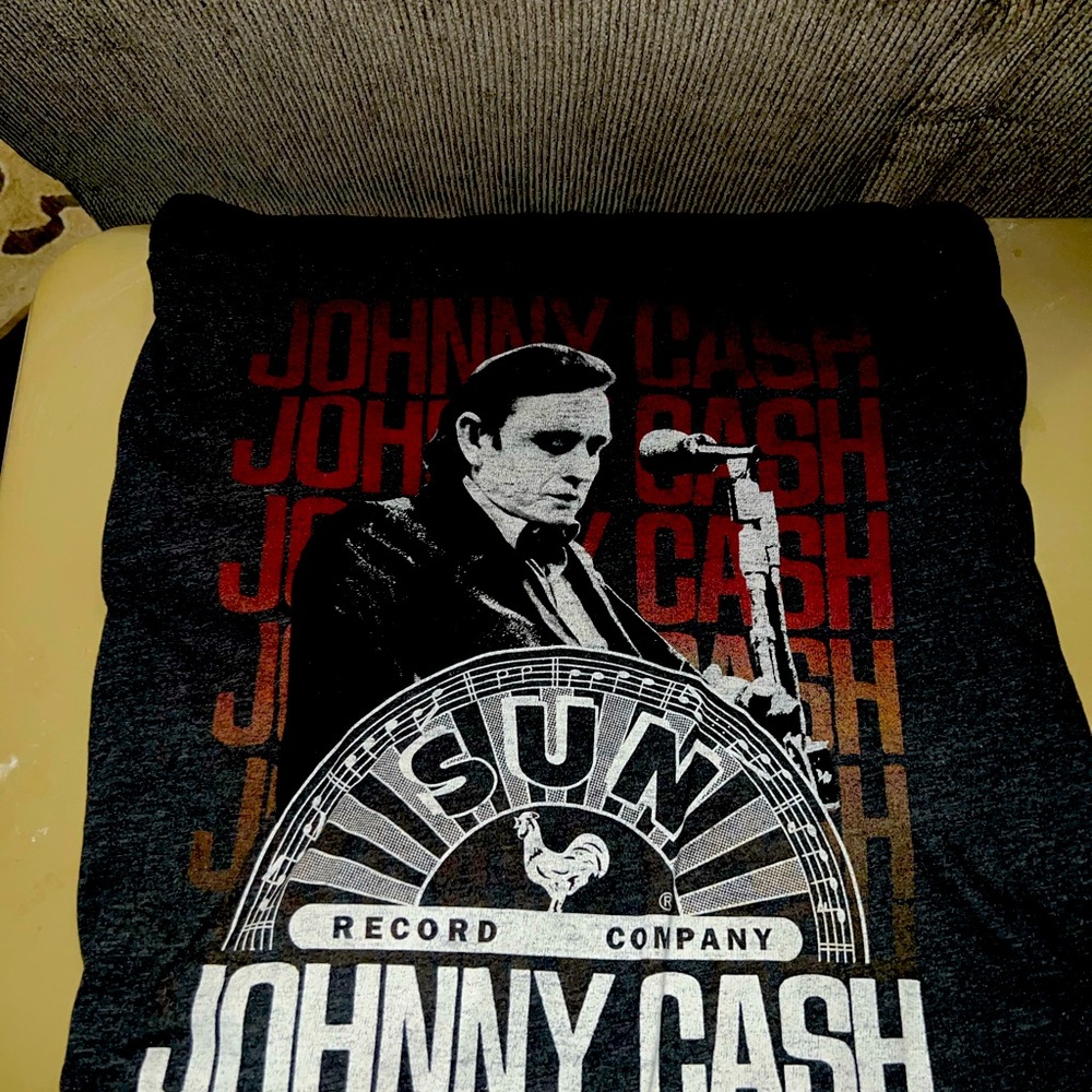 Xl Johnny cash concert shirt
